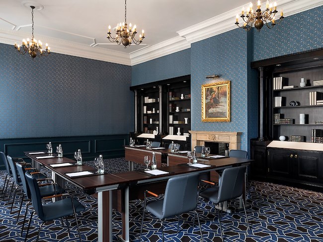 SALONS & EVENT SPACES